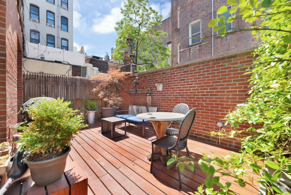 Chelsea Outdoor Space for $749K!
